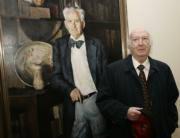 JAIME GARCIA Pío Caro Baroja, ayer junto a un retrato de su hermano Julio