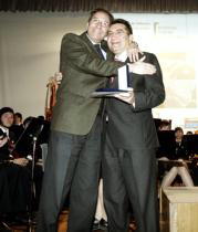 MIKEL PONCE Giner, con el director de la Banda Municipal de Valencia