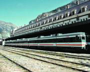 FABIÁN SIMÓN La estación de Canfranc, emblemático edificio a la espera de la reapertura del paso ferroviario