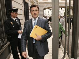 Puigcercós pide un «cordón sanitario» para ABC