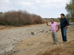 Agua que pasa y se va