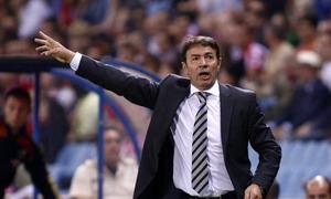 Cerezo: «Abel Resino será el técnico toda la temporada»