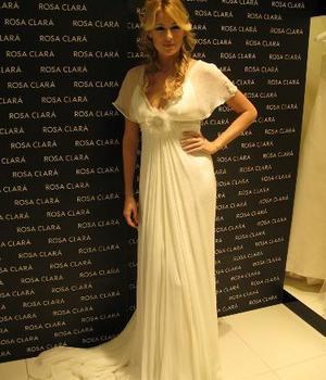 Carolina Cerezuela se viste de blanco pero no da el «sí quiero»