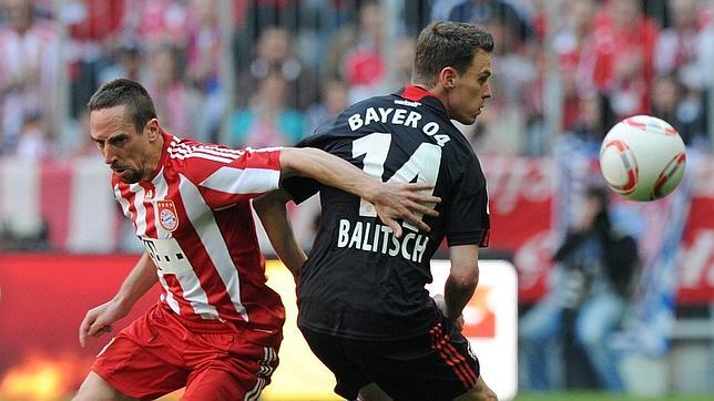 El Bayern golea y pone fin a la buena racha del Leverkusen