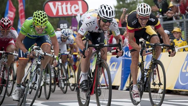 Contador se lame las heridas