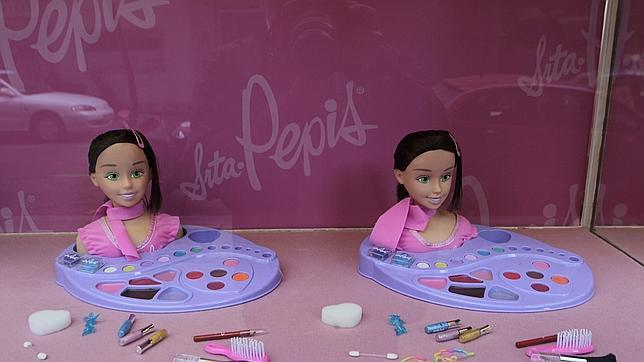 muñeca señorita pepis