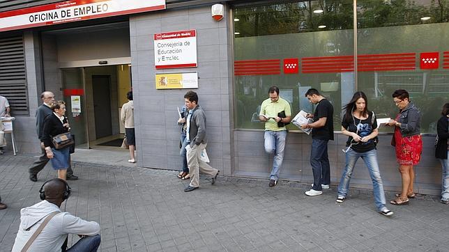 España vuelve a registrar la tasa de paro más alta de la OCDE