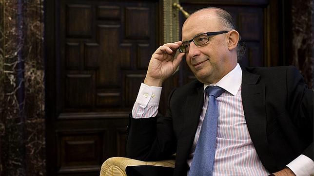 Cristobal Montoro: «Sería un enorme error poner en marcha un contrato con 20 días de despido»