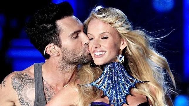 Adam Levine Y El Angel Ruso De Victoria S Secret Anne Vyalitsyna Han Roto