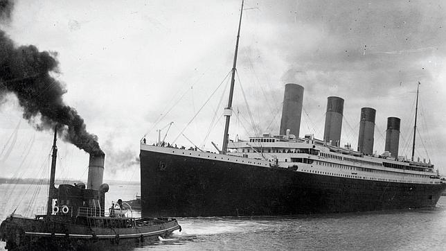 Southampton recuerda en silencio la partida del Titanic hace 100 años