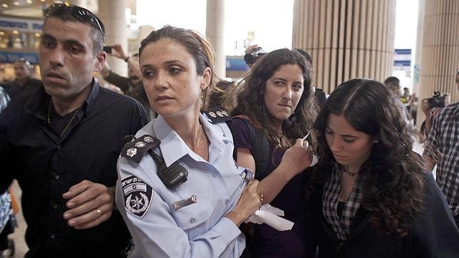 Dos españoles, entre los detenidos en Israel por la campaña «Bienvenidos a Palestina»