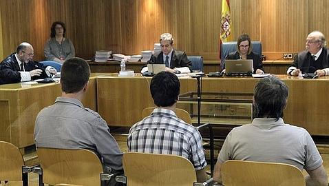 Lanzar 100 «cócteles molotov» no es terrorismo