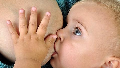 La lactancia materna protege frente a la obesidad y enfermedades asociadas