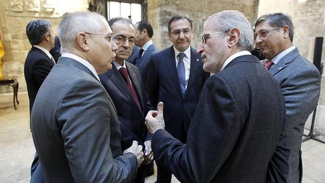 El Consell recortará al menos 190 millones en subvenciones para 2013