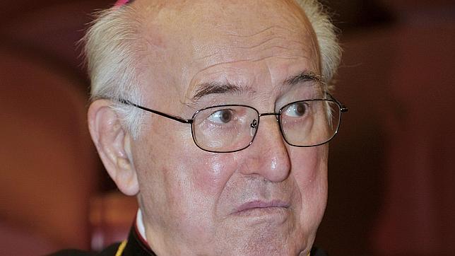 El cardenal Brandmüller denuncia los abusos litúrgicos en nombre del Vaticano II y la retirada del latín y del gregoriano