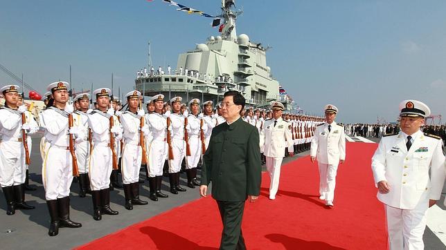 Así es el primer portaaviones de China