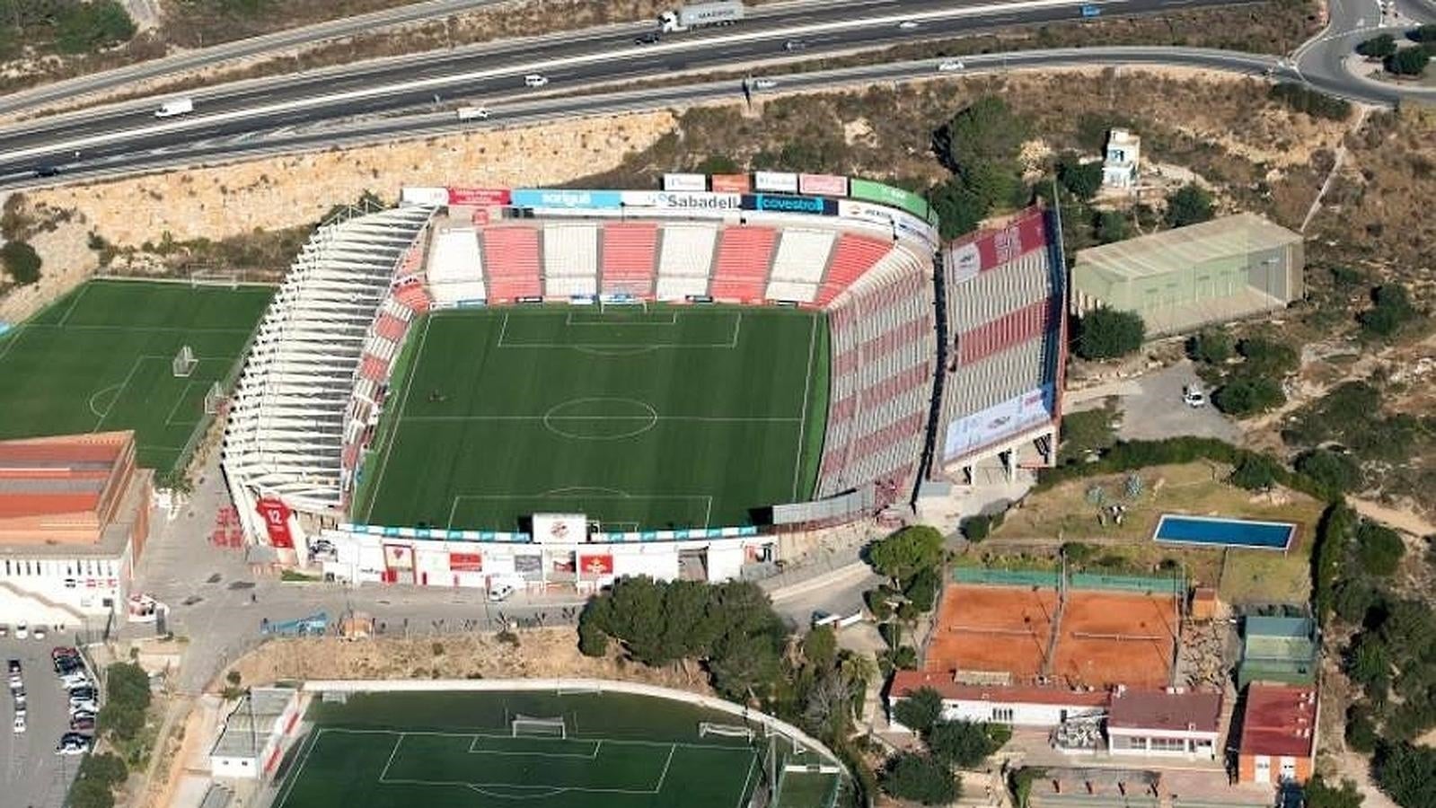 Los 22 estadios de Segunda, desde el aire