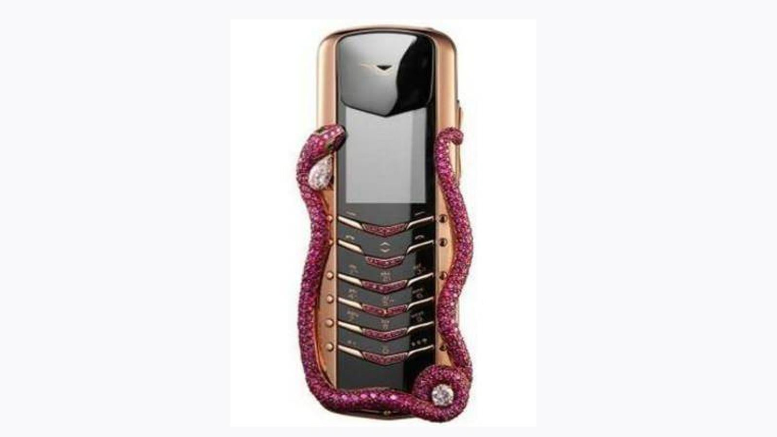 Vertu Signature Cobra