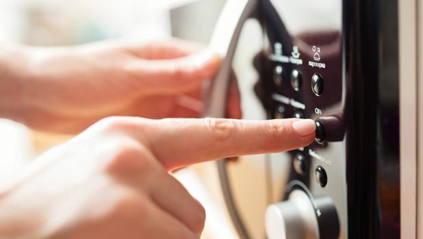 Cómo el microondas se inventó para luchar contra los nazis