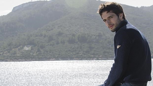 Álvaro Arbina, autor del la novela «La mujer del reloj»