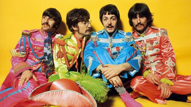 Los Beatles (en la imagen) nos obsequiaron en 1967 con su conocido «Sgt. Pepper's Lonely Hearts Club Band»