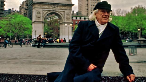 Rafael Alberti, retratado en una de las imágenes inéditas de su viaje a Nueva York