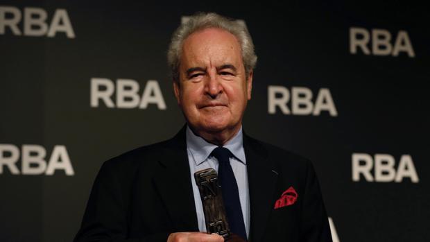 John Banville, tras recoger el galardón