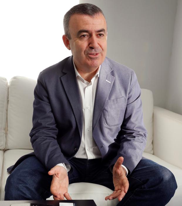 Lorenzo Silva lleva más de dos décadas con una pareja de inquilinos en su imaginación: Bevilacqua y Chamorro