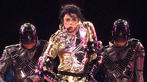 Michael Jackson durante un concierto en Sydney en 1996
