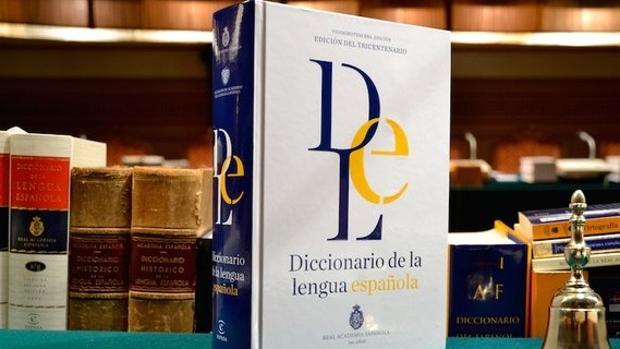 Diccionario de la Real Academia Española (RAE)