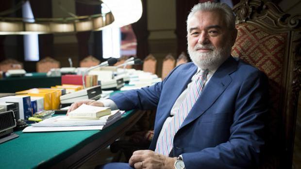 El presidente de la RAE, Darío Villanueva