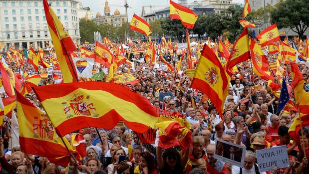 Manifestación antiindependentista del 12 de octubre