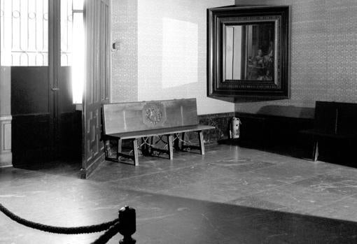 «Las Meninas» vistas a través del espejo de su sala (1941-50)
