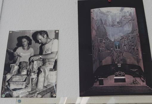 Fotografías colgadas en el estudio que recuerdan la relación de la pintora con su suegro