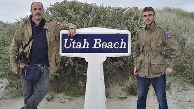 Cardona y Villatoro en Utah Beach, una de las playas donde se produjo el desembarco