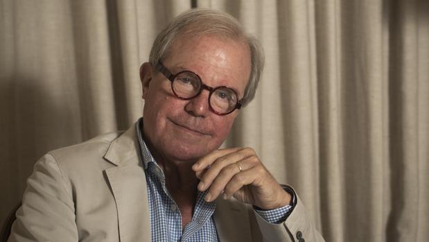 Nicholas Negroponte, fotografiado en un hotel de Madrid tras su entrevista con ABC