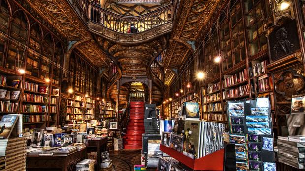 La librería Lello e Irmao, en Oporto, es la recomendación de Rodrigo, librero de Lé (Madrid)