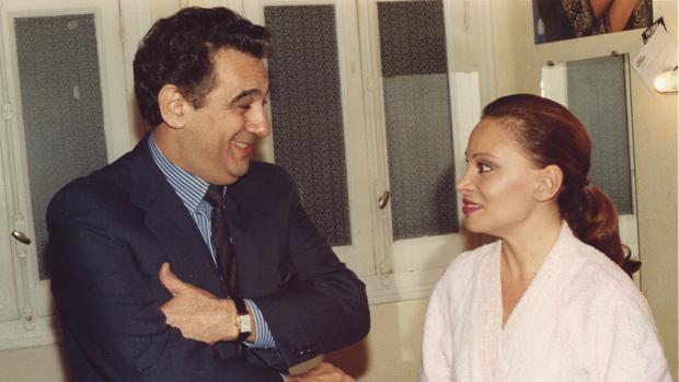 Plácido Domingo y Paloma San Basilio en el Teatro Apolo