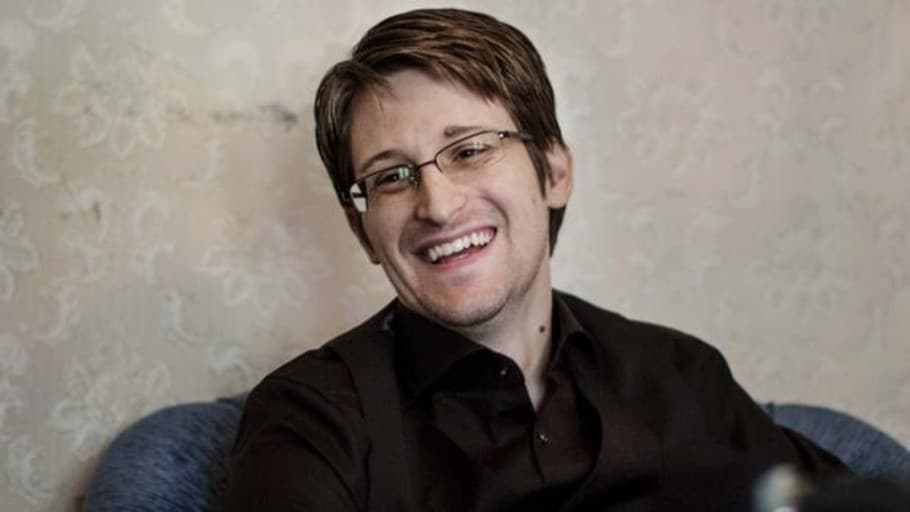 Edward Snowden Explica En Un Libro Cómo Y Por Qué Realizó La Mayor ...