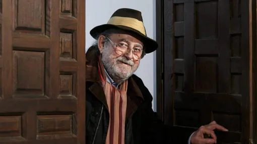 El poeta y editor Jesús Munárriz (San Sebastián, 1940)