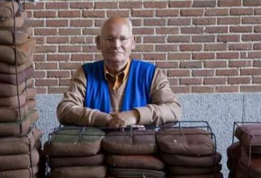 El Cordobés, con las almohadilas en Las Ventas