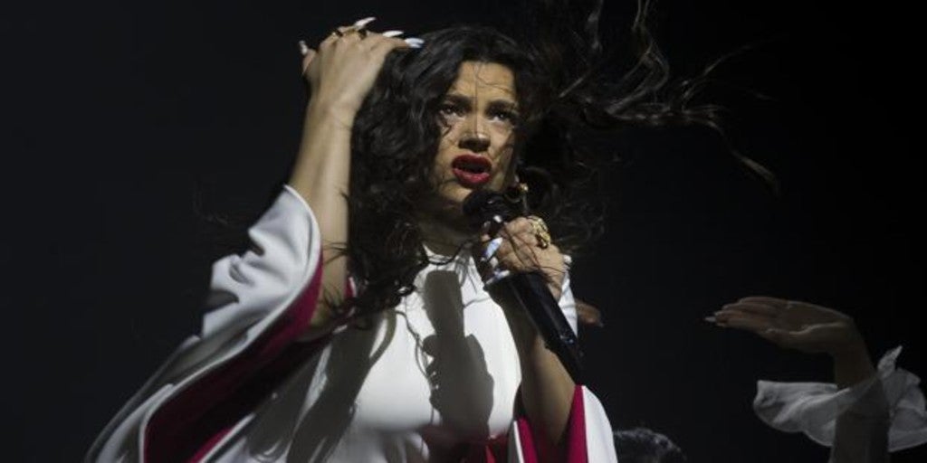 Rosalía emociona a México con su versión de «La Llorona»