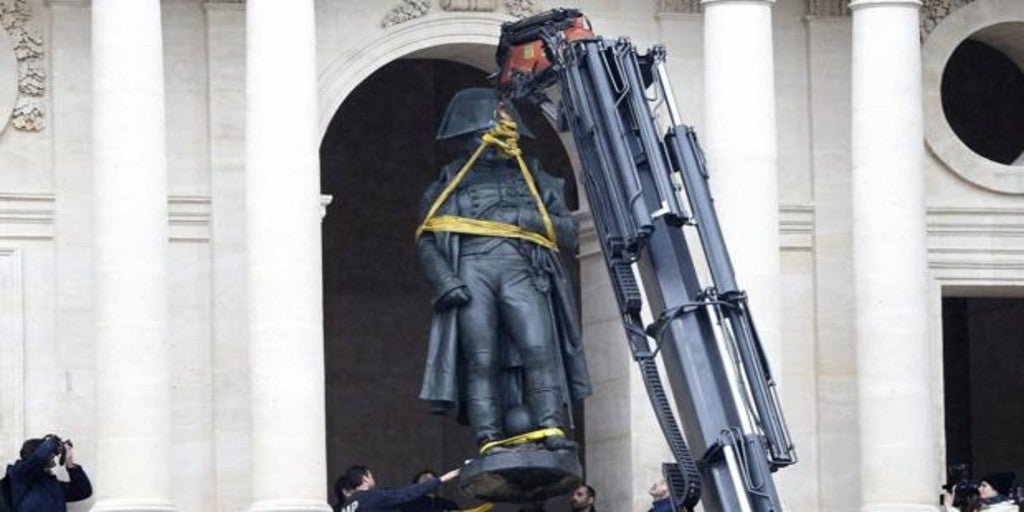 El bicentenario de Napoleón fractura a Francia