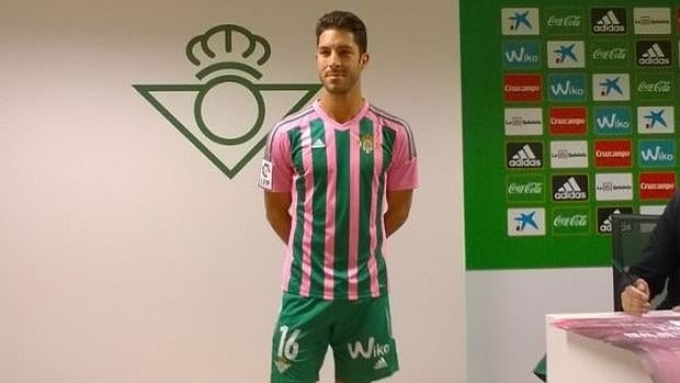 camiseta betis rosa
