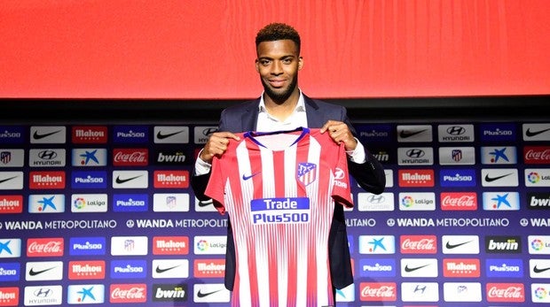 El francés Lemar en su presentación con el Atlético de Madrid