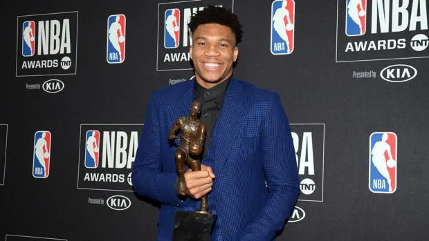 NBA: Giannis Antetokounmpo, MVP de la temporada