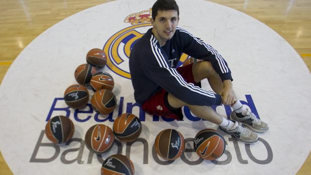 Nikola Mirotic, durante una entrevista con ABC en 2012