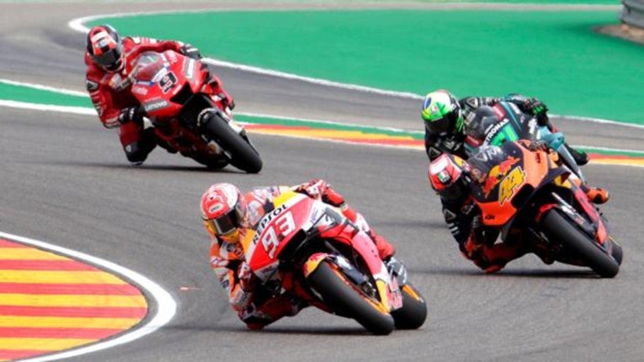 Márquez barre a sus rivales ante la posibilidad de lluvia