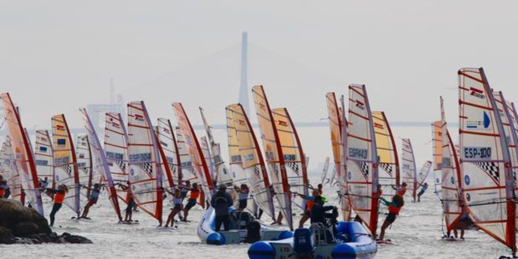 Estreno el próximo sábado de la I Liga de Windsurf Puerto Sherry