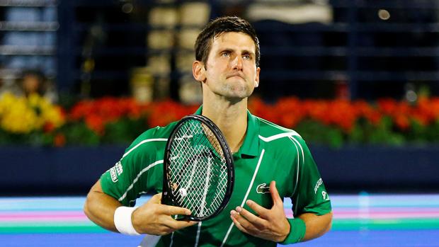 Lección de resistencia de Djokovic ante Monfils para alcanzar la final de Dubái